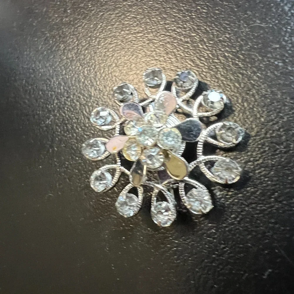 N/A vintage rhinestone